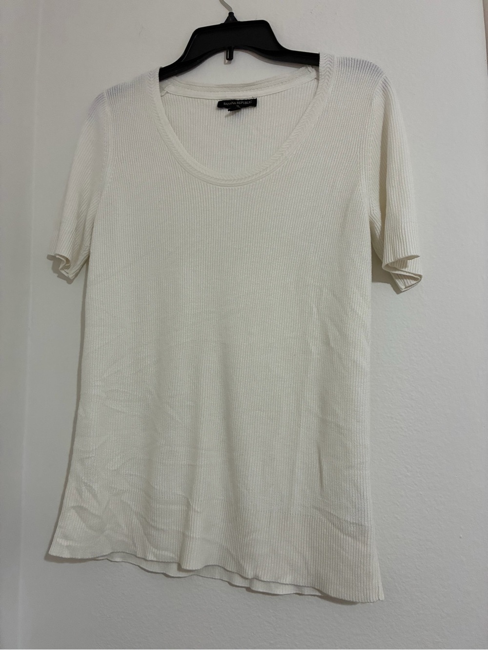 Banana Republic Cream Ribbed Scoop Neck Short Sleeve Top